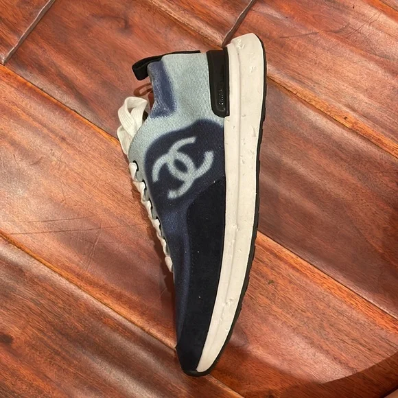 CHANEL Navy and White Athletic Shoes - Picture 2 of 5